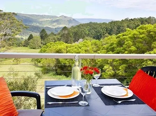 Blue Summit Cottages Maleny Lodge
